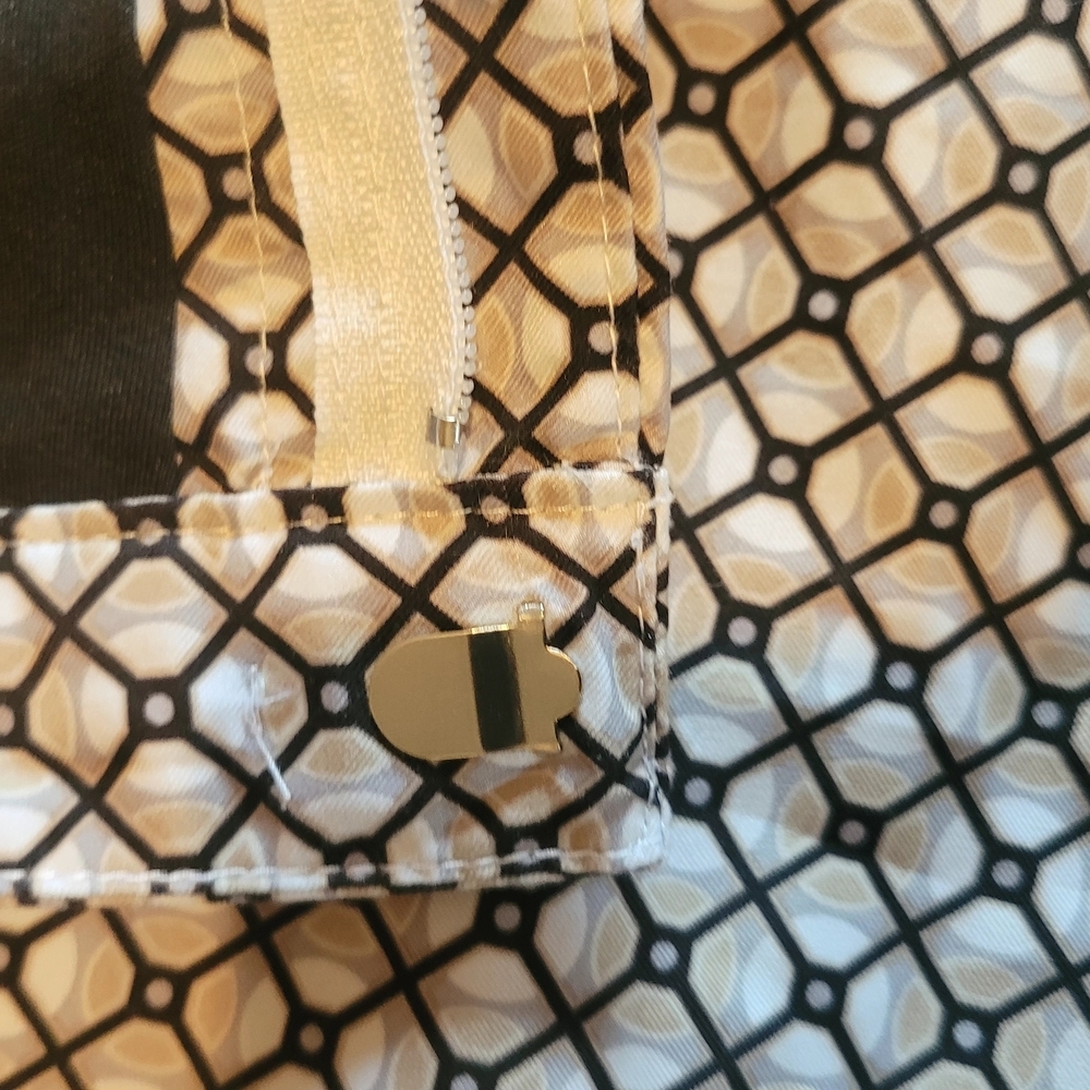Black and White Geometric Pencil Skirt - Picture 4 of 7